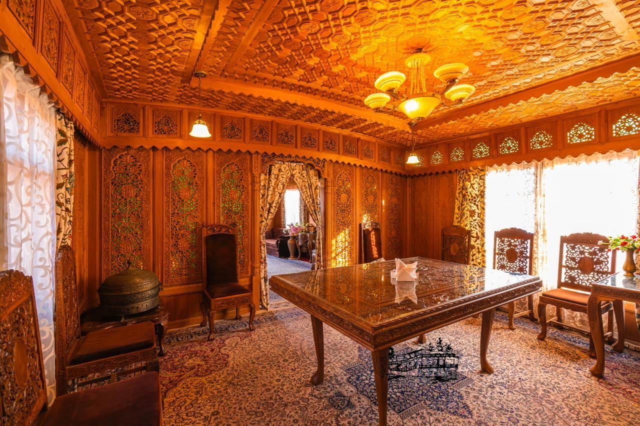 New Jacquline Heritage Houseboats Srinagar  Exterior photo