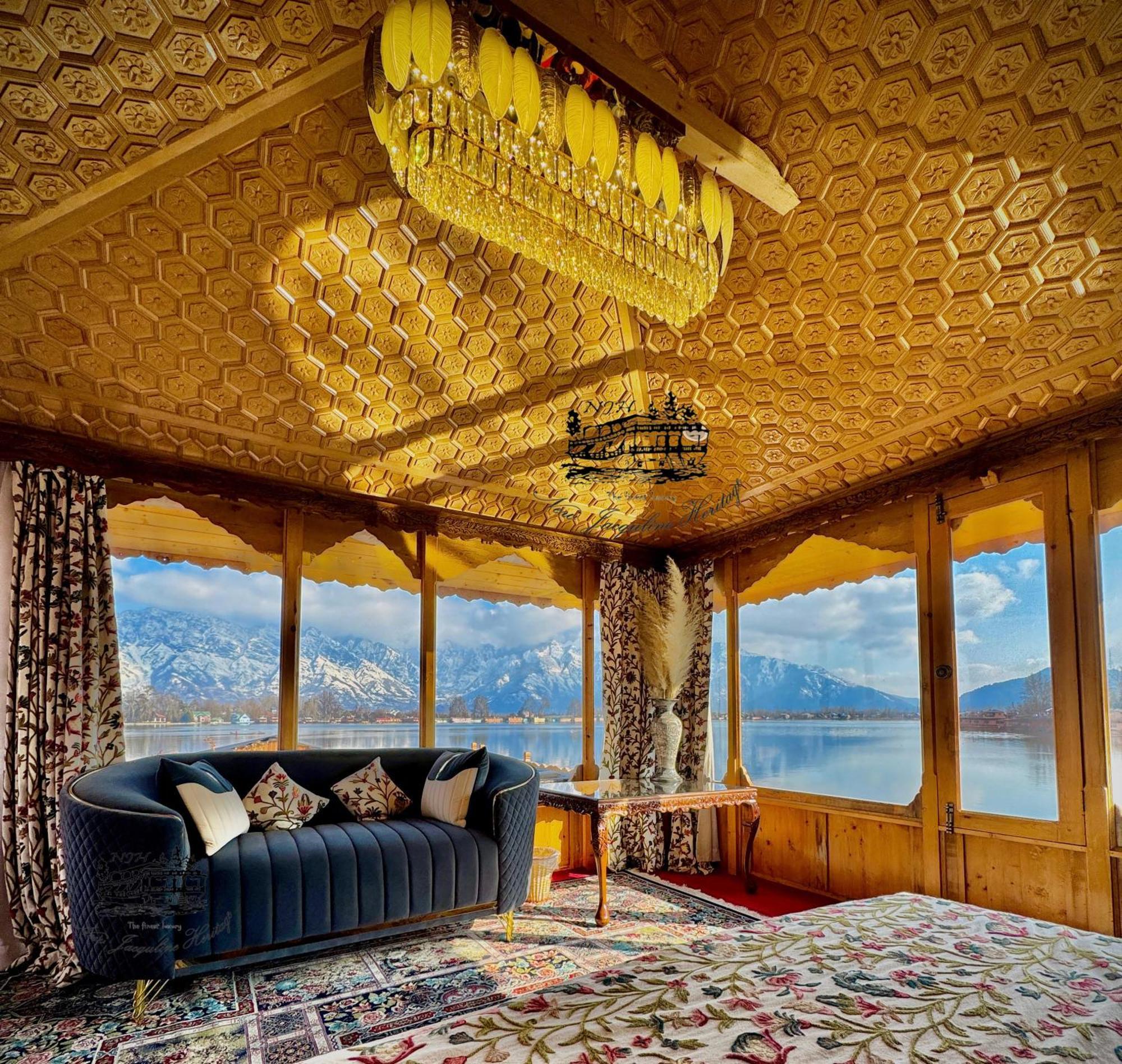 New Jacquline Heritage Houseboats Srinagar  Exterior photo