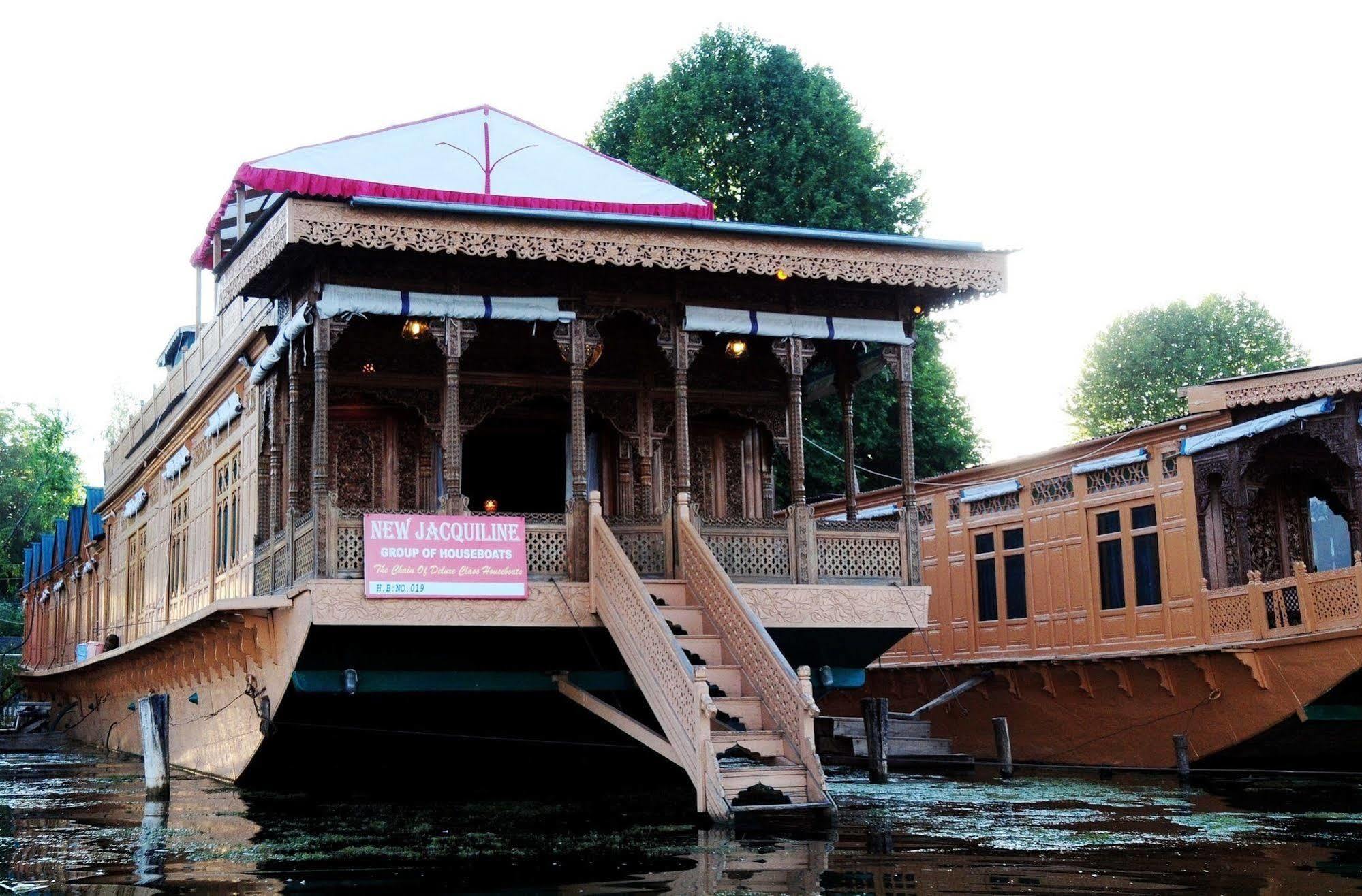 New Jacquline Heritage Houseboats Srinagar  Exterior photo